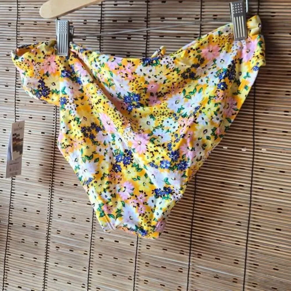 Time and Tru Women's Floral Mid-Rise Bikini Bottom Size M (8-10) NWT